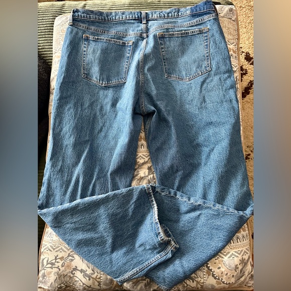 NEW Abercrombie Low Rise Baggy Jeans Size 33 - Picture 2 of 4